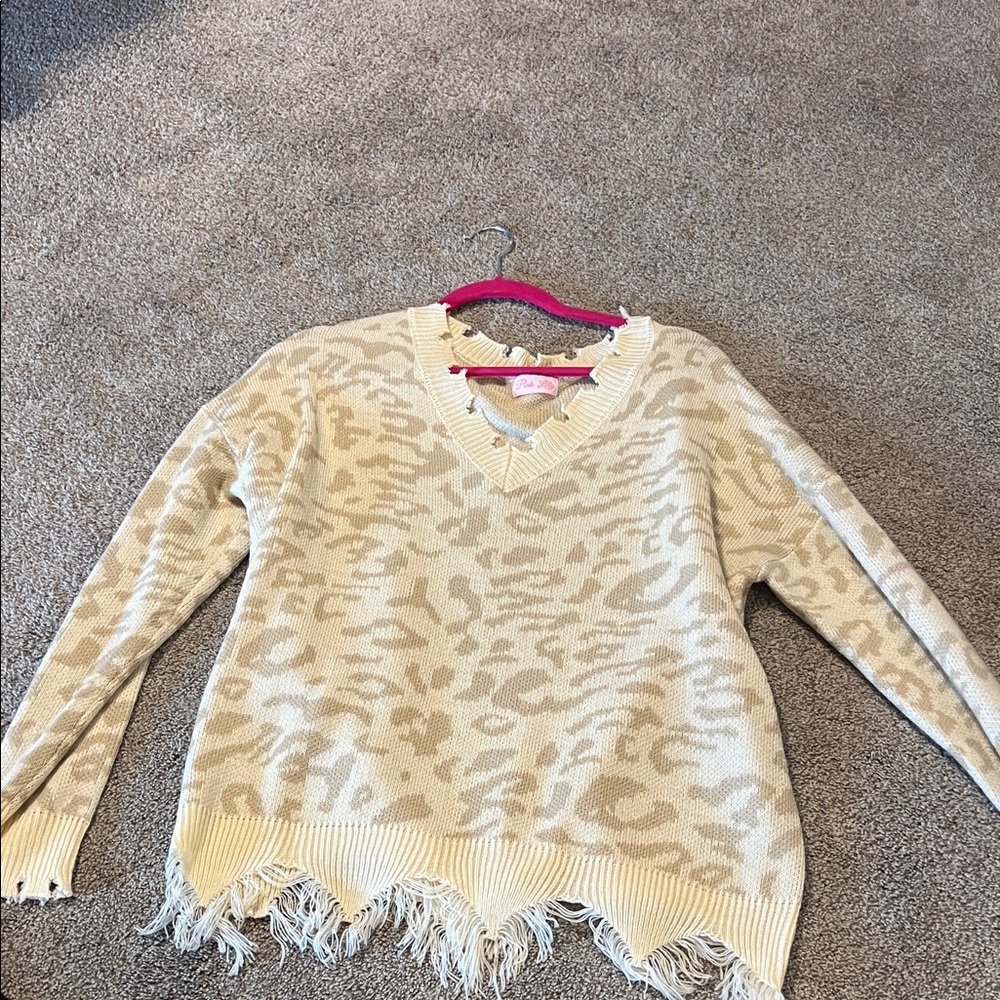 Pink Lily Beige Leopard V-Neck Sweater